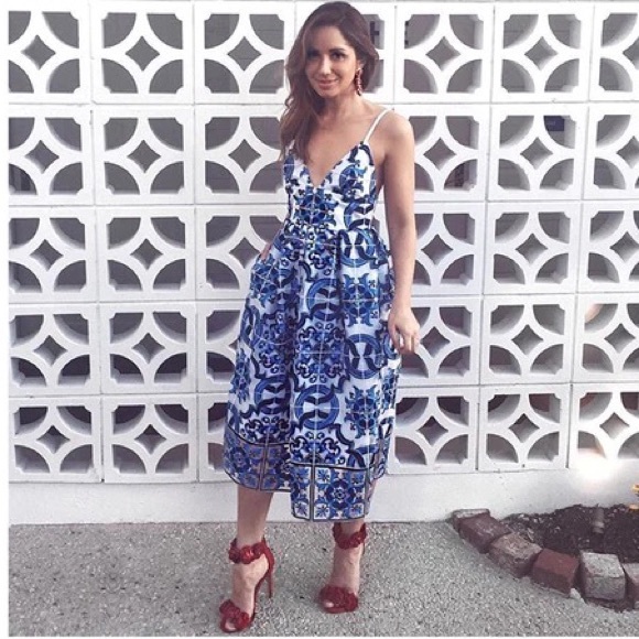 KOOKAI Donatella White Blue Embroidered Cocktail Midi Dress - Picture 11 of 15